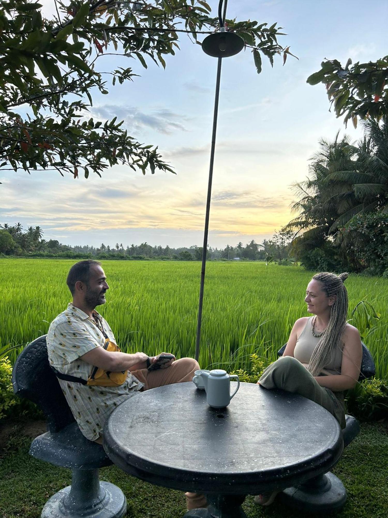 Viveka Inn Guest And Yala Safari Tissamaharama Ngoại thất bức ảnh